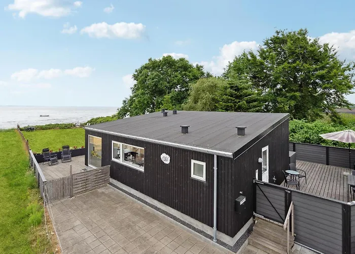 Amazing In With Wifi Feriehus Sjolund